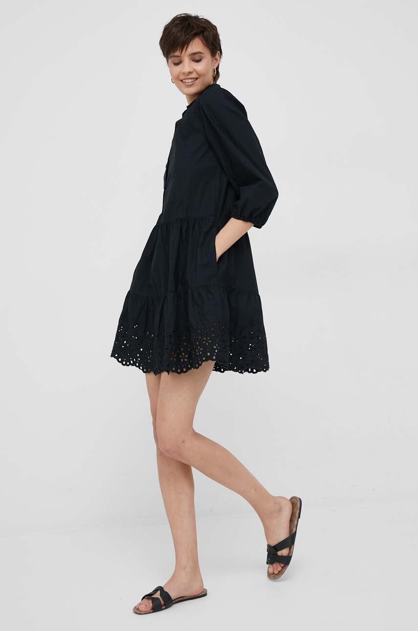 Galerie: Módní trend: Nejkrásnější jarní šaty, které sluší ženám ve 30 ...