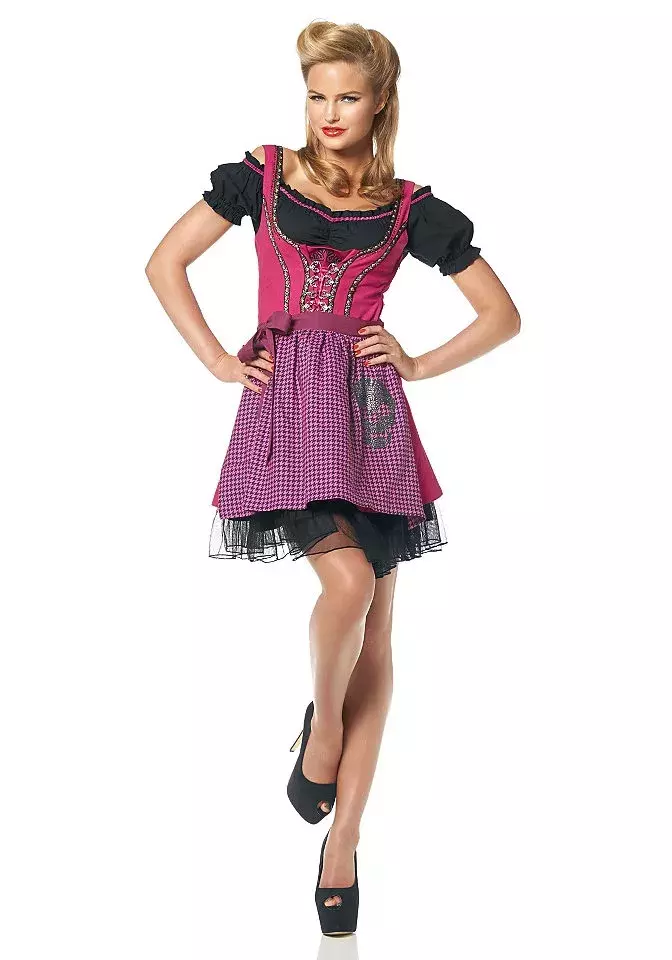 Z pastviny přímo na párty