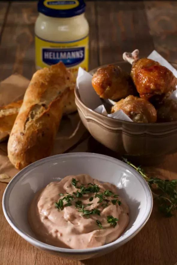 Tymiánová omáčka s česnekem