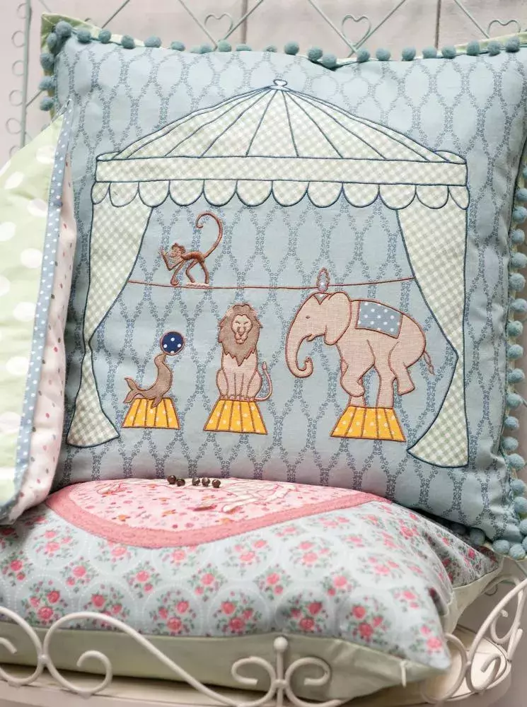 Povlak na polštář z kolekce Crazy Circus