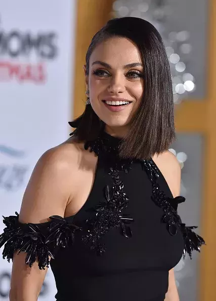 Ve filmu Kamárád taky rád rozhodně nebylo málo sexu a herečka ukázala svůj zadeček snad v každém třetím záběru. Až na to, že nebyl tak docela její. I Mila patří mezi herečky, které by se nikdy nesvlékly pro film ani kvůli focení.