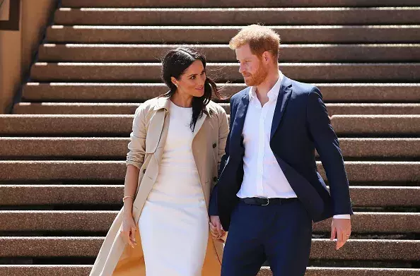Foto 2 k článku Je to venku! Meghan Markle je těhotná! Co to asi bude?