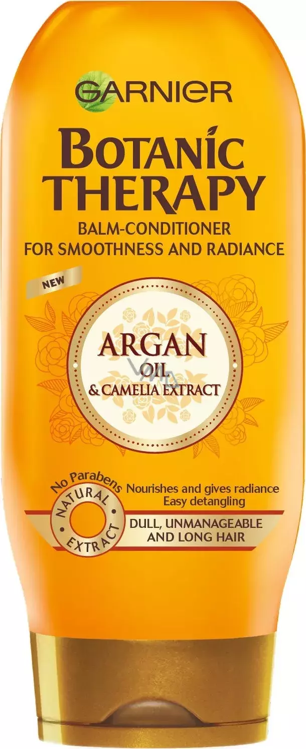 Foto 3 k článku Jak dodat vlasům lesk? Vsaďte na kamélii!