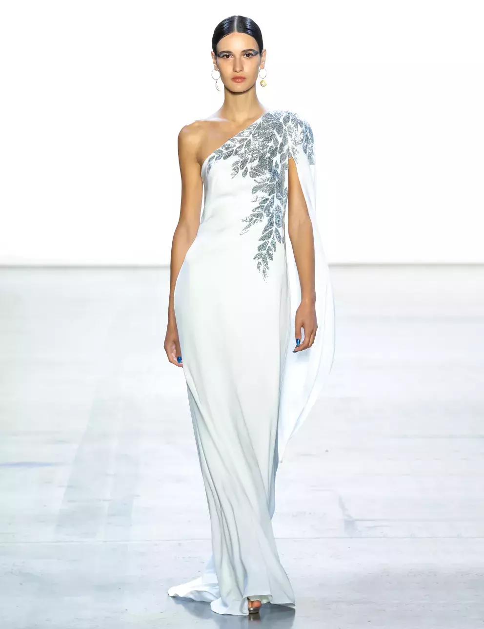 Foto 10 k článku Plesová sezóna: šaty, ve kterých zazáříte