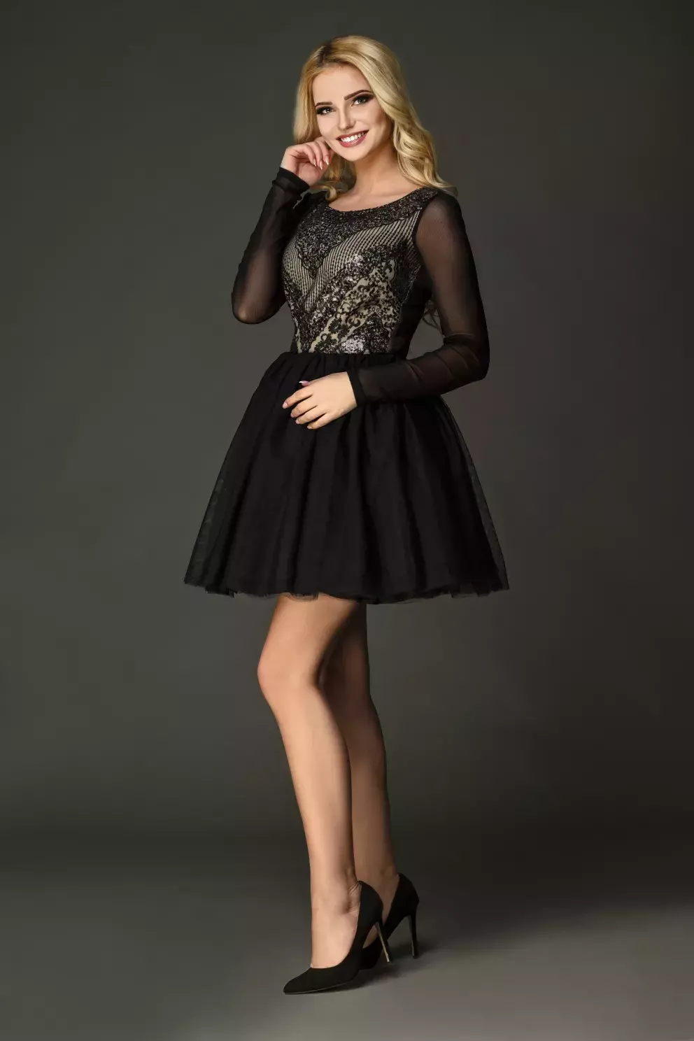 Foto 3 k článku Plesová sezóna: šaty, ve kterých zazáříte