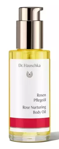 <p>Pěstící olej Růže (Dr. Hauschka, 448 Kč).</p>
