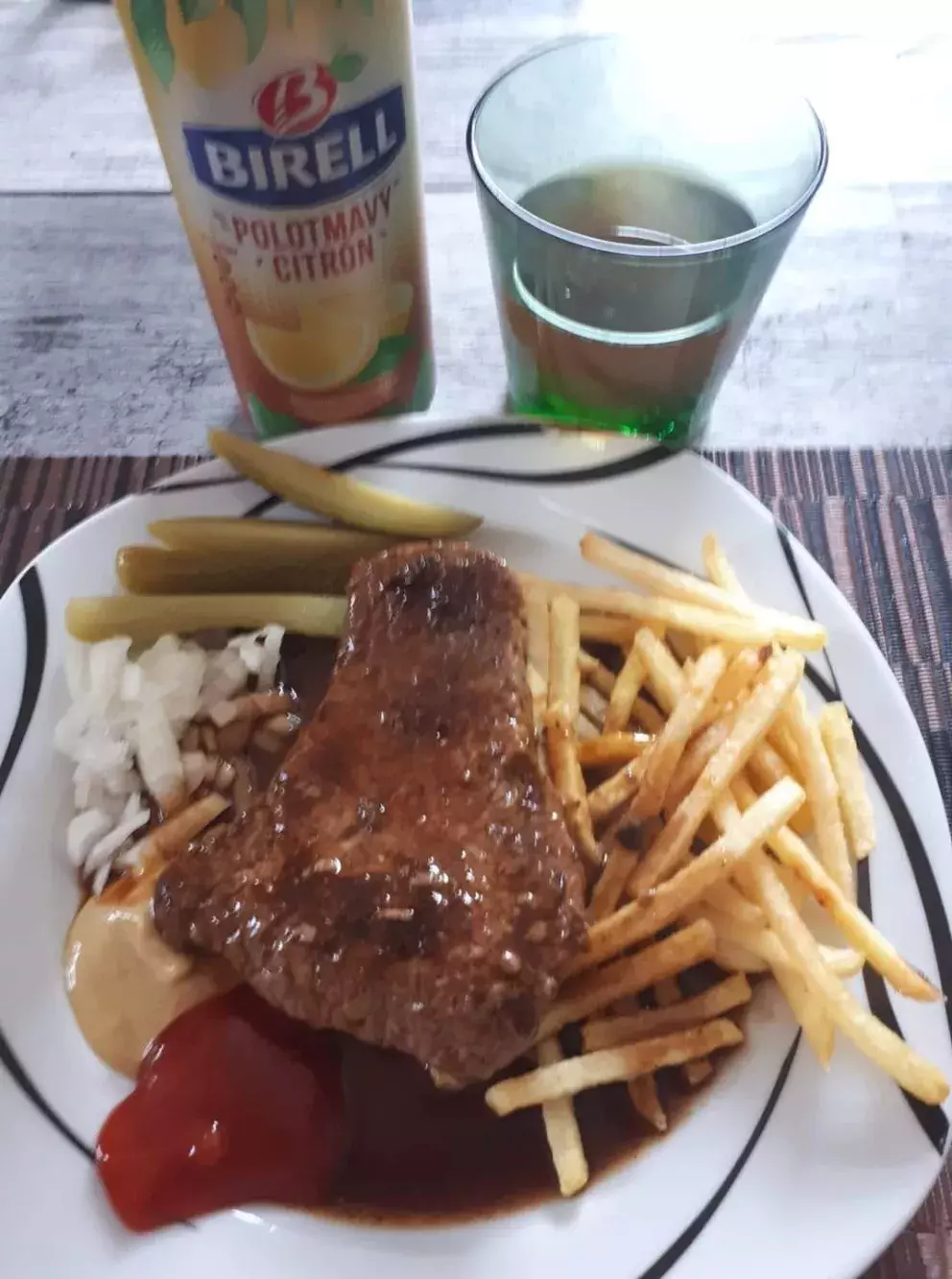 Foto 33 k článku „Pošli fotku a vyhraj“ má vítěze