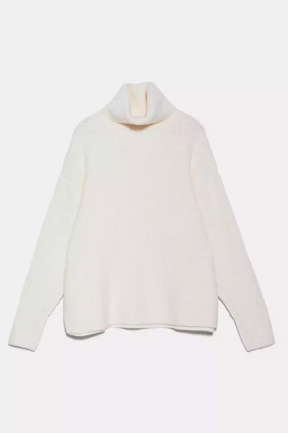 <p>Oversize svetr z vlny a alpaky (799 Kč, Zara)</p>
