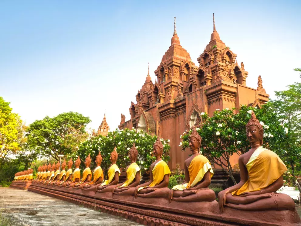 <p><strong>3. Buriram, Thajsko</strong></p>

<p>383% meziroční nárůst</p>

<p>Venkovská provincie Buriram je domovem řady cenných thajských relikvií. Jeho nejznámější památkou je komplex Phanom Rung, který je svým vzezřením srovnatelný se mnohem slavnější kambodžskou památkou Angkor Watem.</p>
