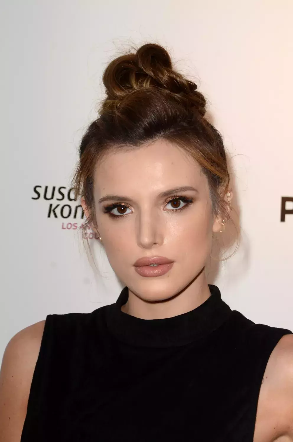 Foto 5 k článku Účesy na večírek: inspirujte se u celebrit