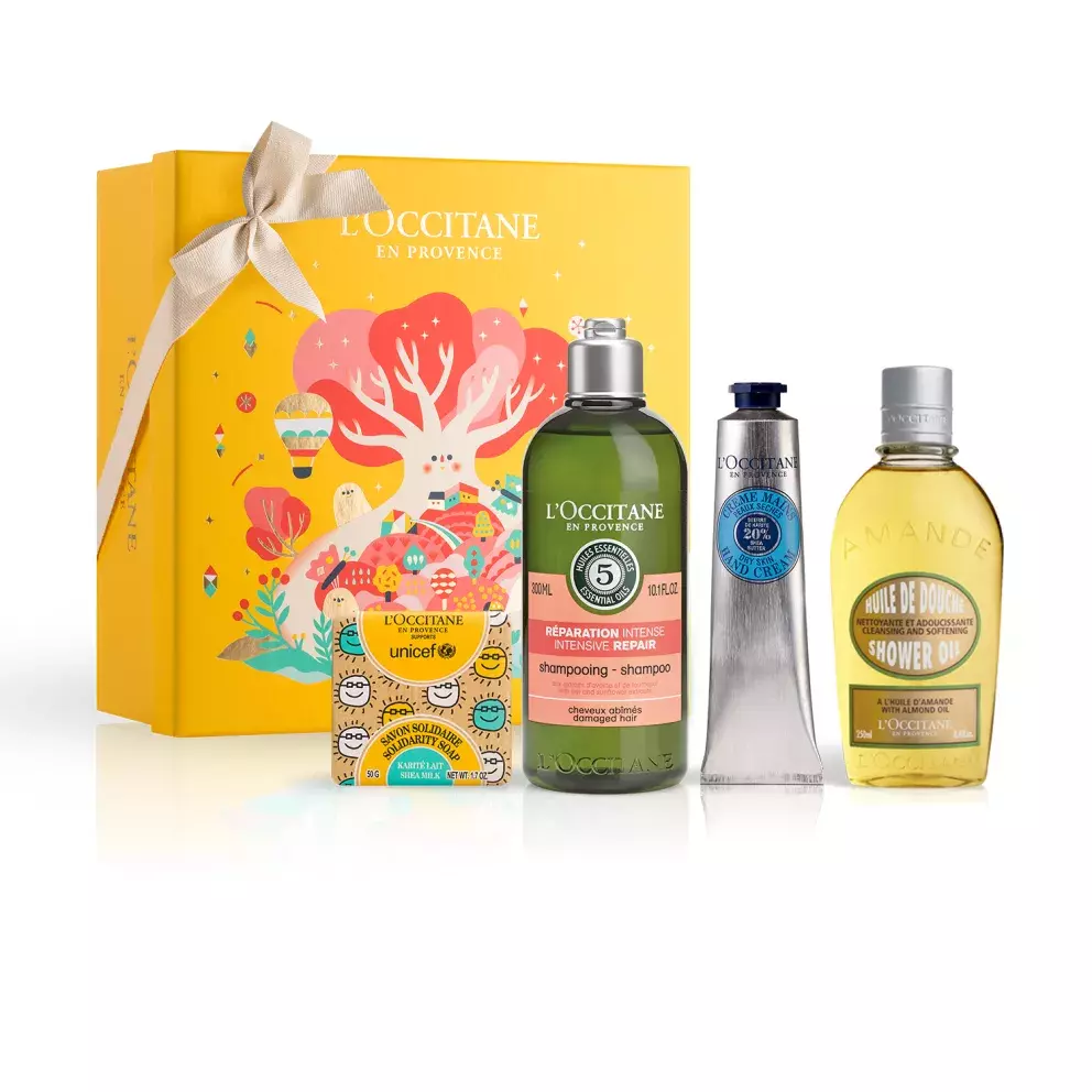 <p>Tato sada je plná voňavých bestsellerů od L'Occitane: <em>Sprchový olej Mandle</em>, <em>krém na ruce Bambucké máslo</em>, <em>šampón na suché a poškozené vlasy</em> a <em>charitativní mýdlo na podporu UNICEF Bambucké máslo</em> (1490 Kč).</p>
