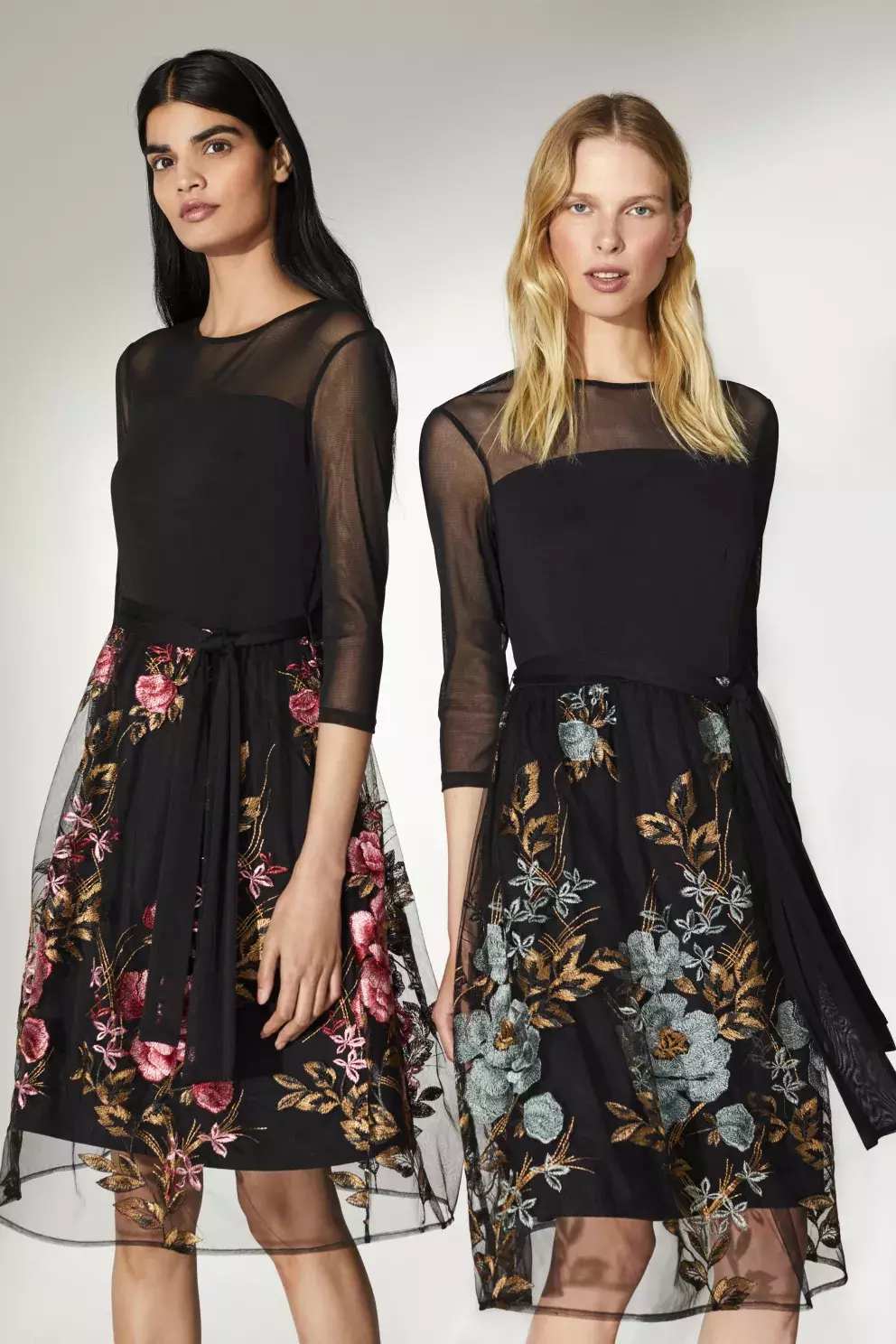 <p><strong>Dámské šaty Esprit</strong></p>
