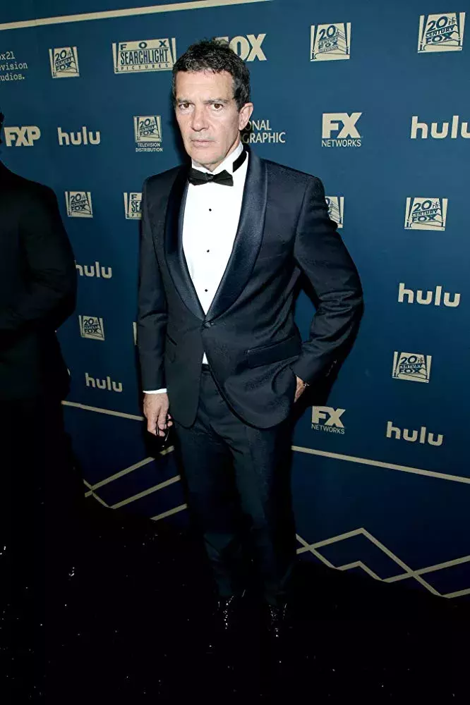 <p>Tajemný Zorro alias <strong>Antonio Banderas </strong>bude od letošního roku patřit do klubu šedesátníků. Ale charisma stále má! </p>
