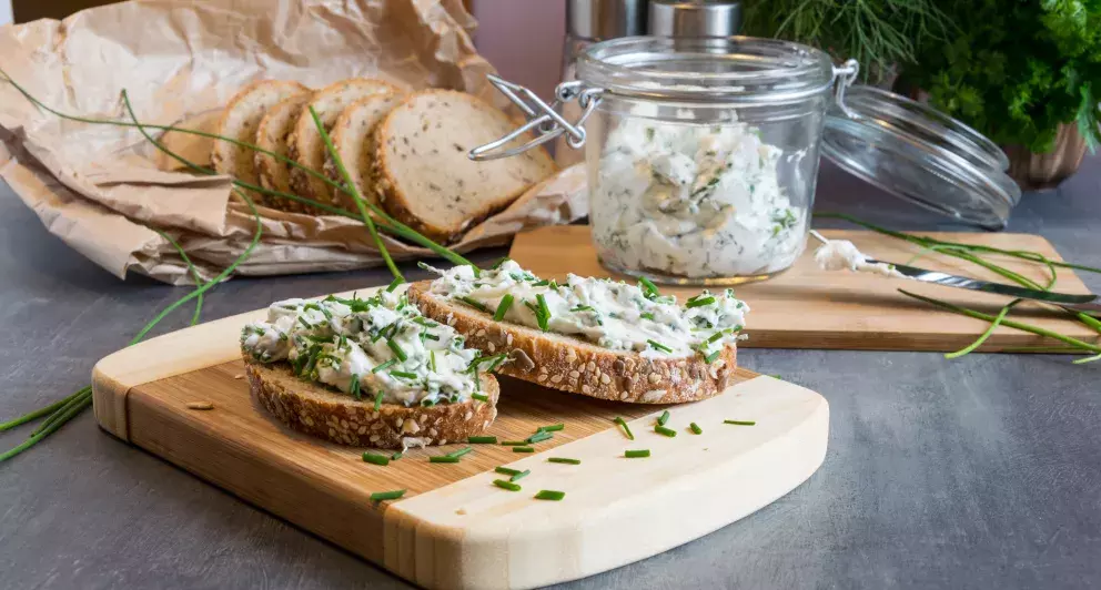 Pomazánky v hlavní roli: Inspirace pro rychlou večeři nebo svačinu