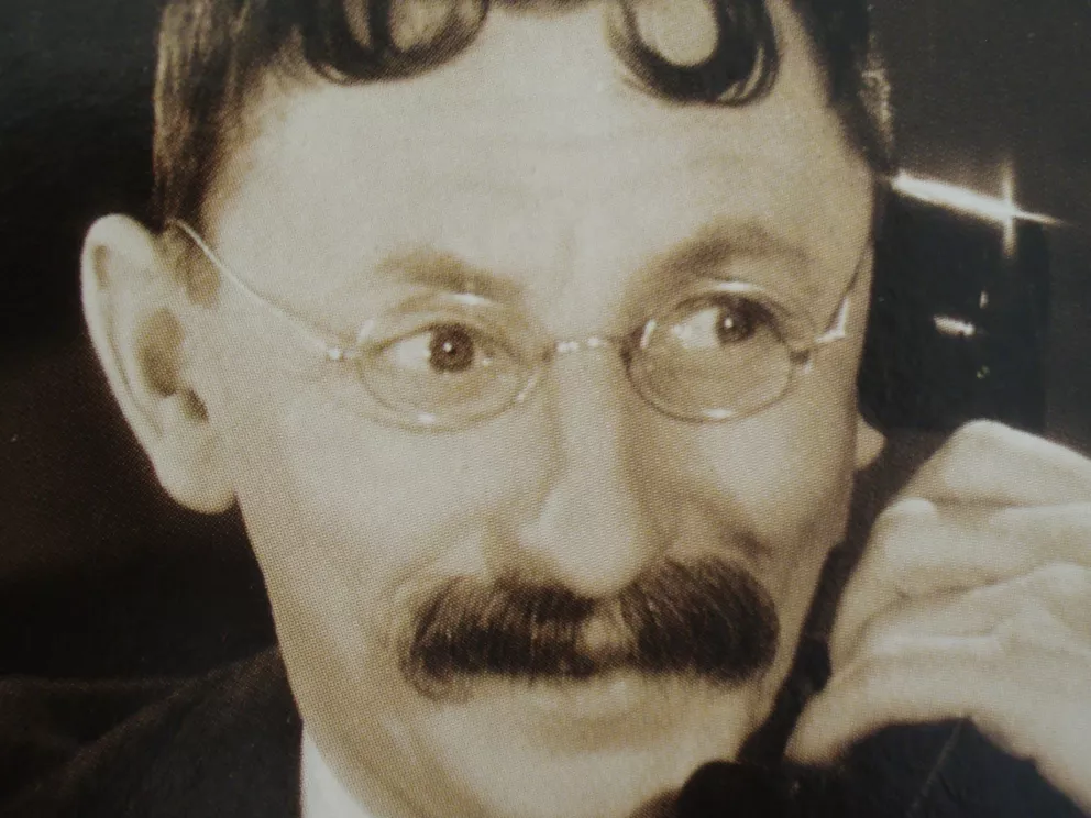 Slavný herec Vlasta Burian.