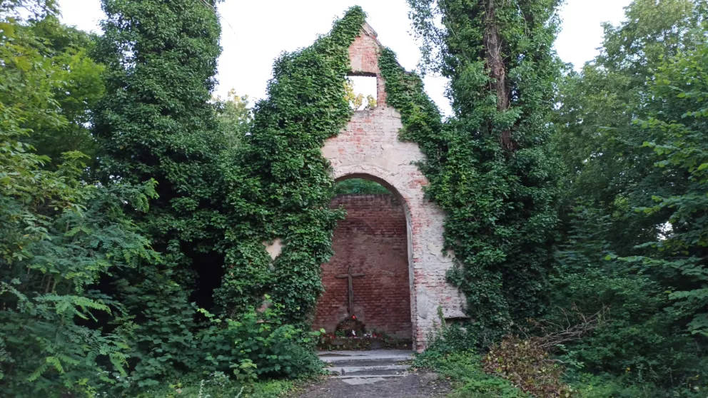 Bohnický ústavní hřbitov