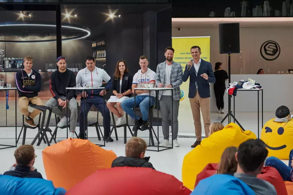 Foto 7 k článku Sazka darovala skrze olympijské medailisty 300 000 korun na dětský sport
