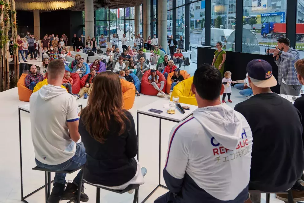 Foto 10 k článku Sazka darovala skrze olympijské medailisty 300 000 korun na dětský sport