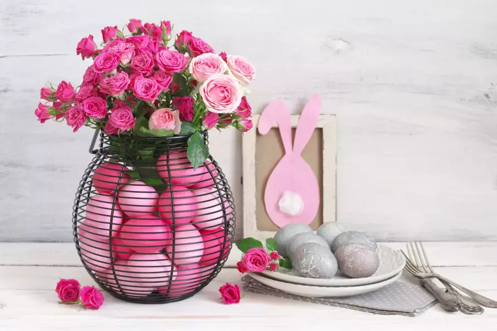 Růže v originální váze