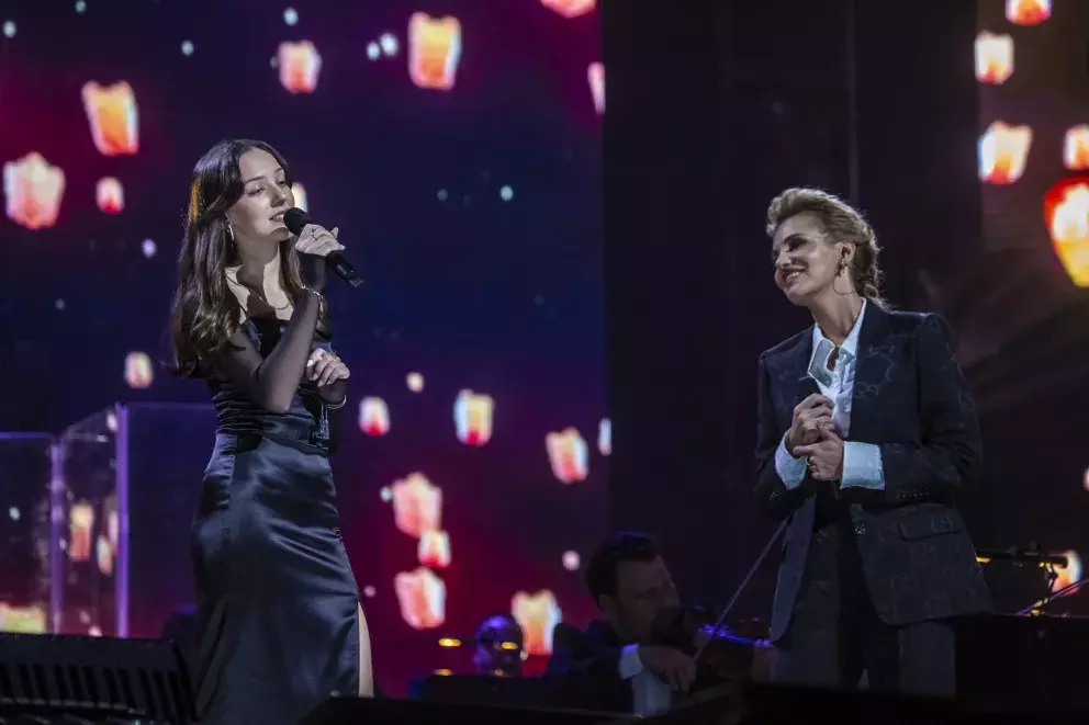 Foto 1 k článku Charlotte Elle Gottová roste do krásy. Pohledná brunetka je kopií svého otce