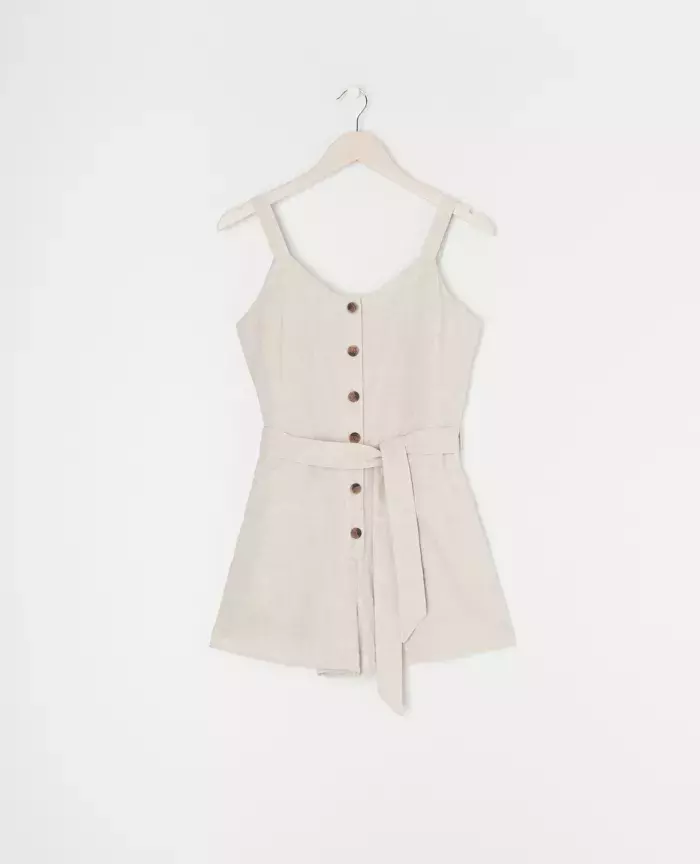 Foto 14 k článku Co se nosí: Zařaďte do vašeho šatníku i overaly. Zalichotí každé ženské postavě