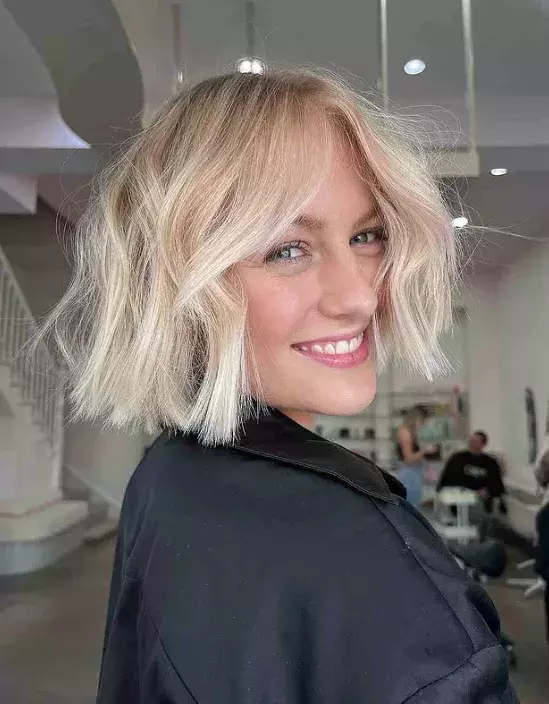 Foto 7 k článku Proč je bob oblíbeným letním účesem? Ušetříte čas se stylingem! 