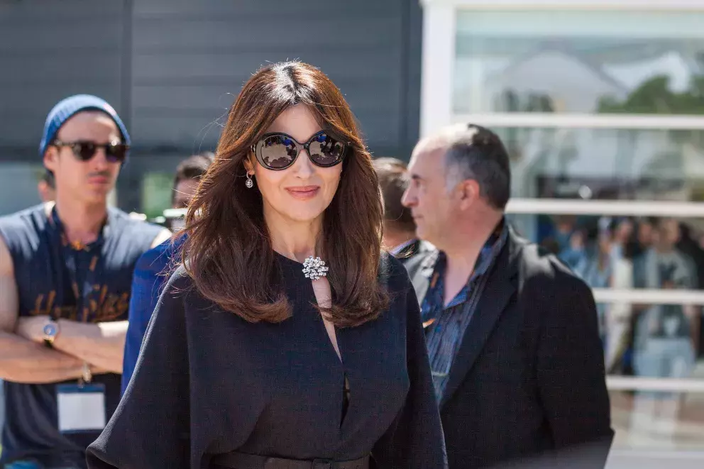 Foto 8 k článku Monica Bellucci a tajemství její krásy: Nepomáhá si plastikou ani dietami, být štíhlá a atraktivní jako ona skoro nic nestojí