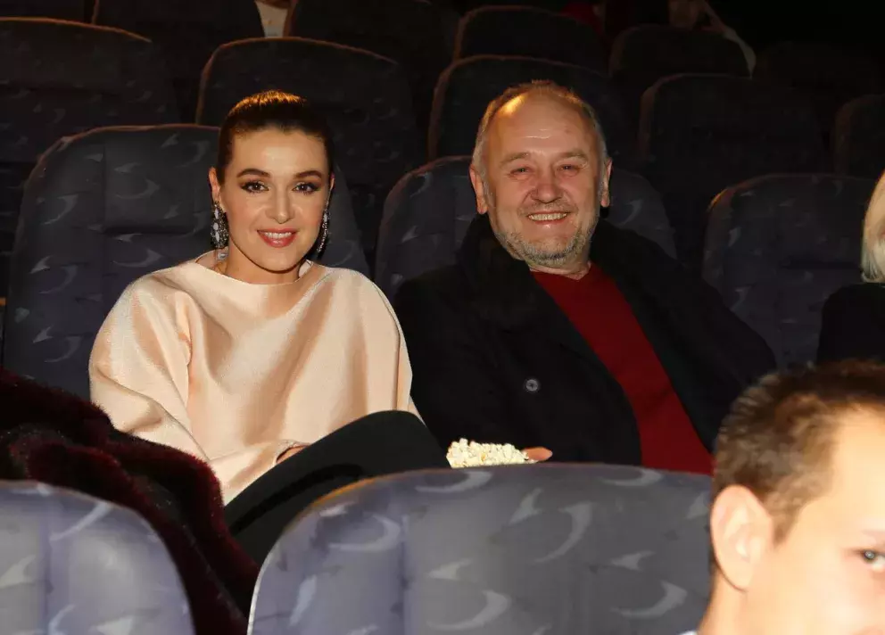 Foto 3 k článku Svůdná Iva Kubelková slaví 20 let s partnerem. Společná fotka od moře a dojemné vyznání lásky