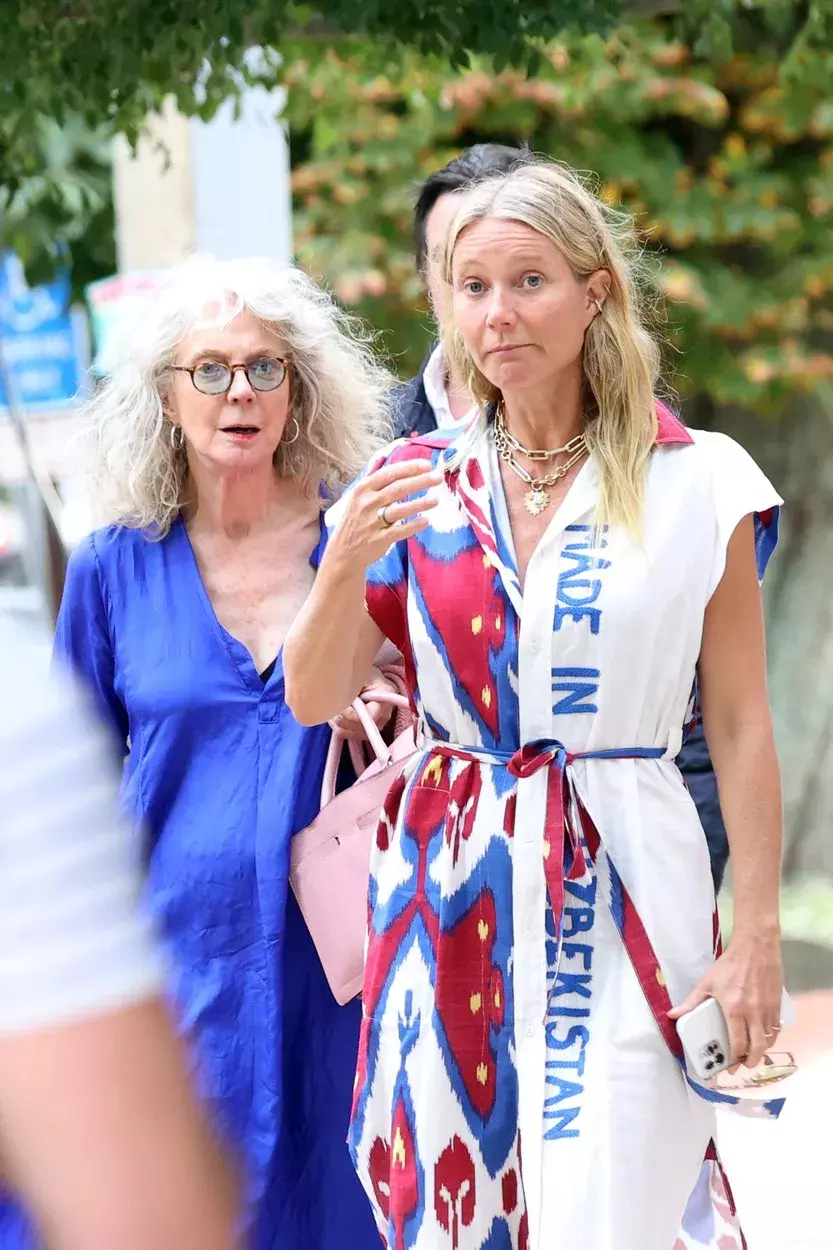 Foto 4 k článku Herečka Gwyneth Paltrow se ukázala bez make-upu i s maminkou: Hollywoodskou hvězdu byste na ulici asi nepoznali 