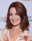 Laura Leighton