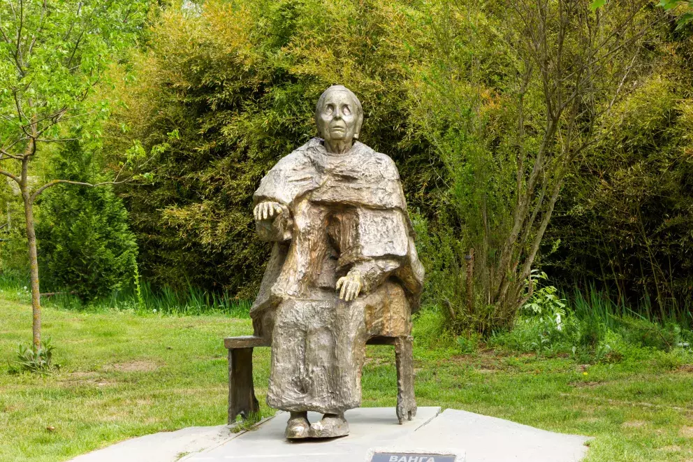 Pomník věštkyně Baby Vangy