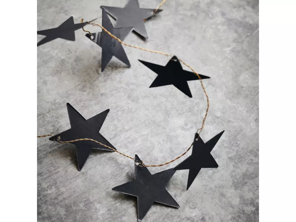 Hvězdičková kovová girlanda