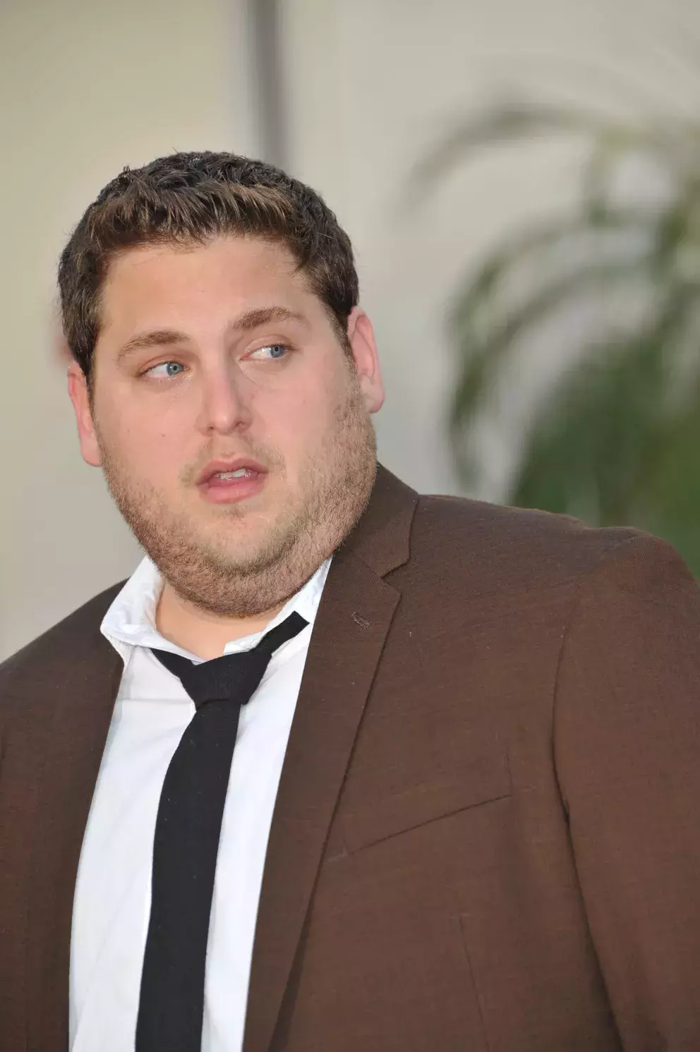 Foto 3 k článku Hollywoodský hvězdný herec Jonah Hill zhubl neuvěřitelných 30 kilo. Herce teď nepoznávají ani fanoušci 