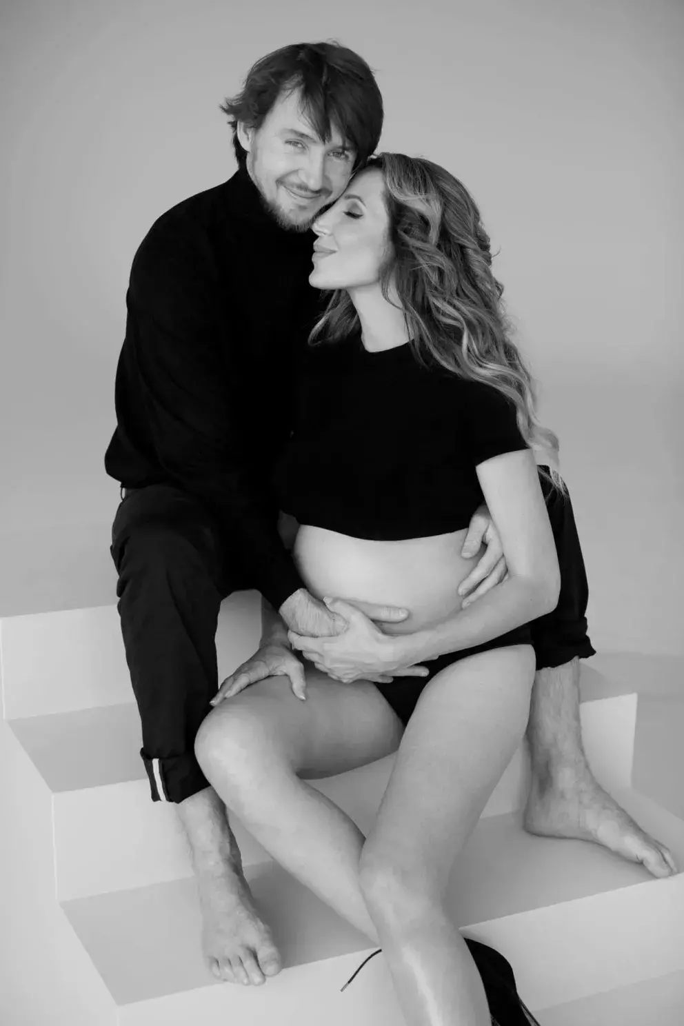 Foto 1 k článku Nemůže být šťastnější. Olga Lounová je poprvé maminkou. Jejich první společná fotografie dojímá fanoušky