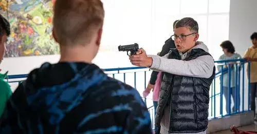 Foto 2 k článku Scénáristé seriálu Ulice jsou pod palbou kritiky. Šikana Šimona je podle nich spíše návod