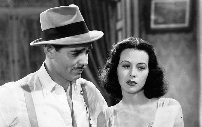 Manžel tyran ji držel pod zámkem, přesto se z Hedy Lamarr stala hvězda zlatého věku Hollywoodu. Podívejte se, jak byla krásná