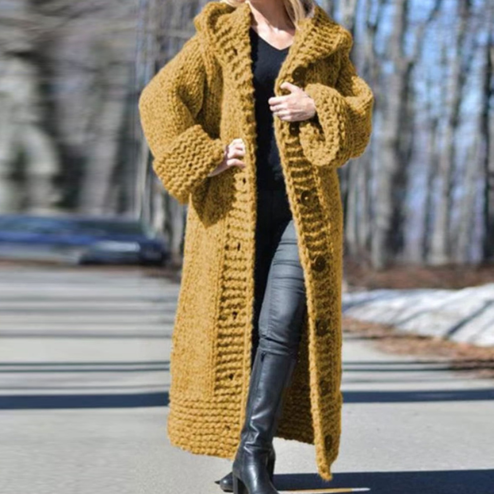 Nebojte se místo kabátu využít svetr ve stylu kardiganu.
