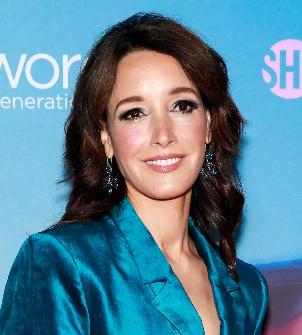 Jennifer Beals