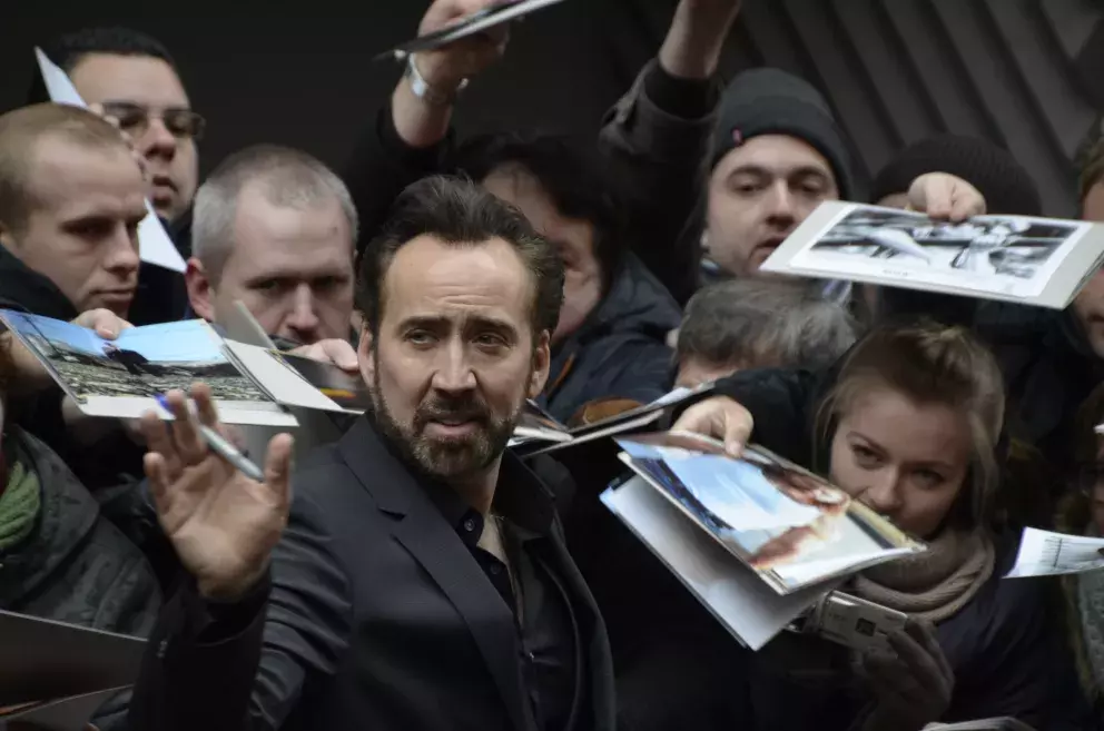 Foto 9 k článku Neuvěřitelná změna: Nejnovější fotografie charismatického Nicolase Cage fanynky oplakaly. Vypadá jako stařík s pleší