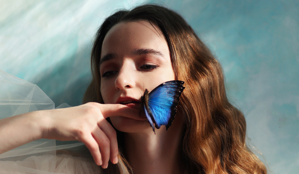 Magická znamení kolem nás, která bychom neměli ignorovat: Všímejte si nejen modrého motýla
