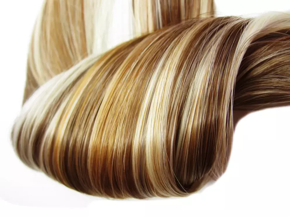 Foto 5 k článku Existují barvy vlasů, kterým by se ženy nad 50 let měly vyhnout. Zapomeňte na syté barvy nebo melíry