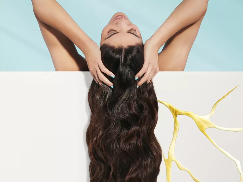 Žena s dlouhými vlasy