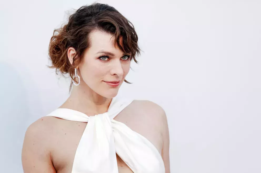 Foto 7 k článku Hvězda legendárního filmu Pátý element Milla Jovovich se téměř v padesáti letech ukázala bez make-upu