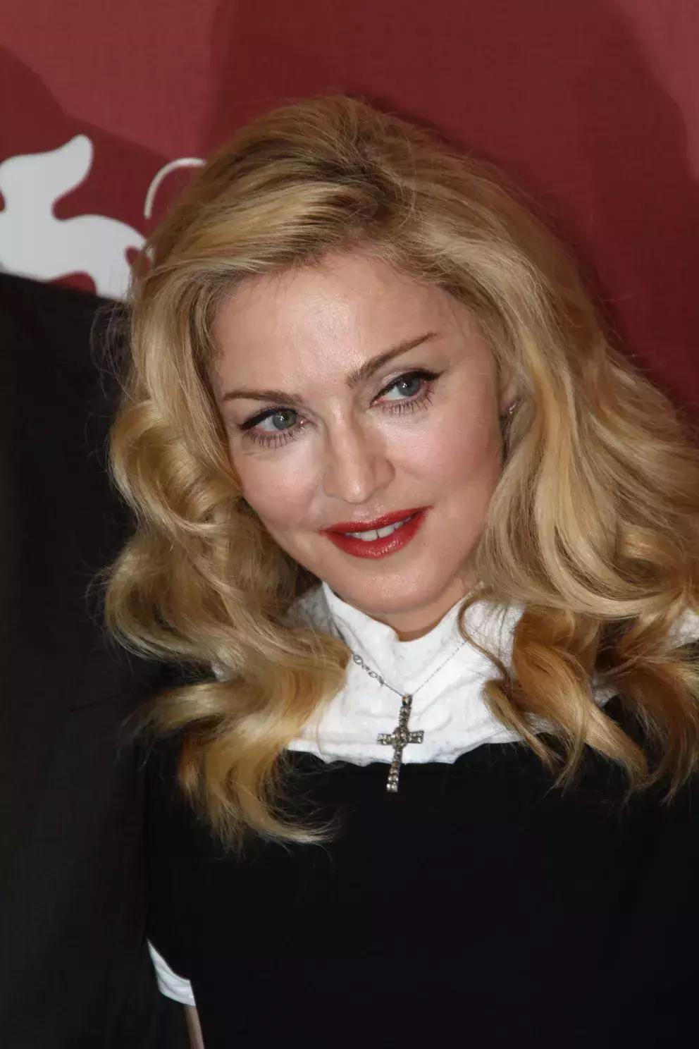 Foto 10 k článku Z proměny Madonny zůstává rozum stát: Z krásné zpěvačky je zrůda