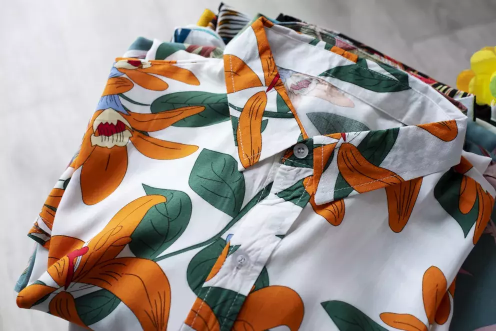 view-hawaiian-shirts-with-floral-print.jpg