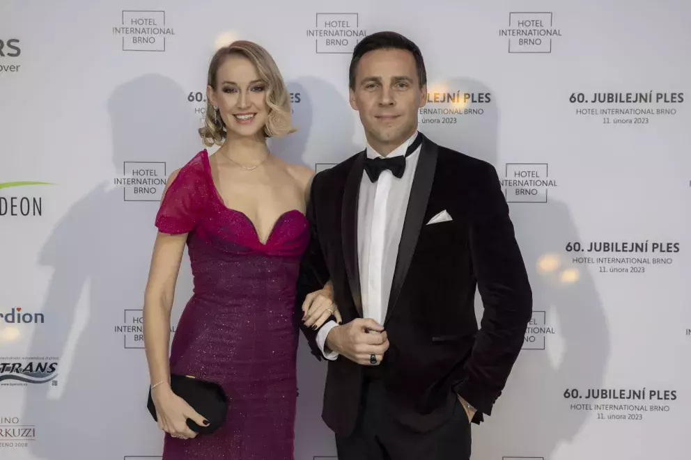 Foto 7 k článku Tradice, elegance, rodinná atmosféra - přesně to byl Jubilejní ples hotelu International v Brně