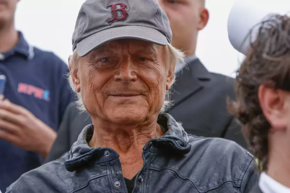 Foto 7 k článku Modrooká filmová legenda Terence Hill: Parťák zesnulého Buda Spencera slaví 84. narozeniny. Zub času se i na něm podepsal