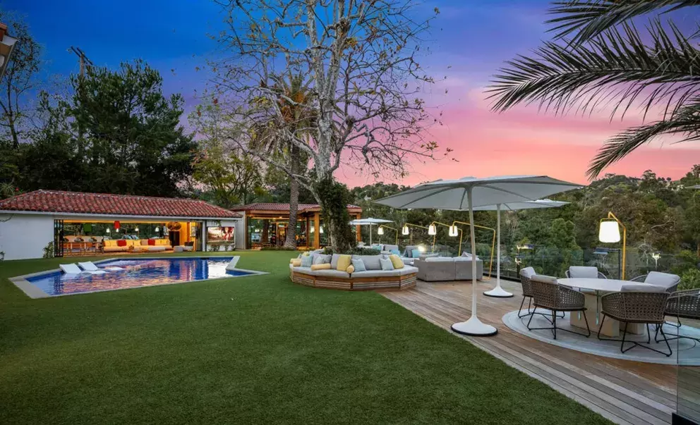 Foto 5 k článku Vstupte do luxusního sídla Zoufalé manželky Evy Longorii: Nechybí zde bazén, kino nebo vinárna