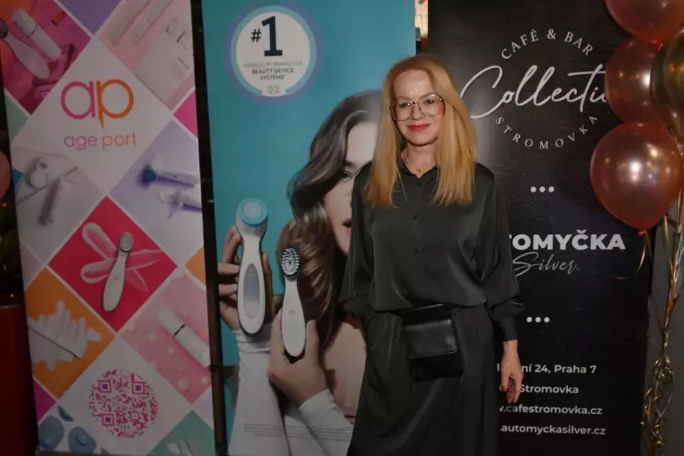 Foto 40 k článku Collagen párty v Café & Bar Stromovka Collection: Známé tváře přišly objevit tajemství anti-aging péče