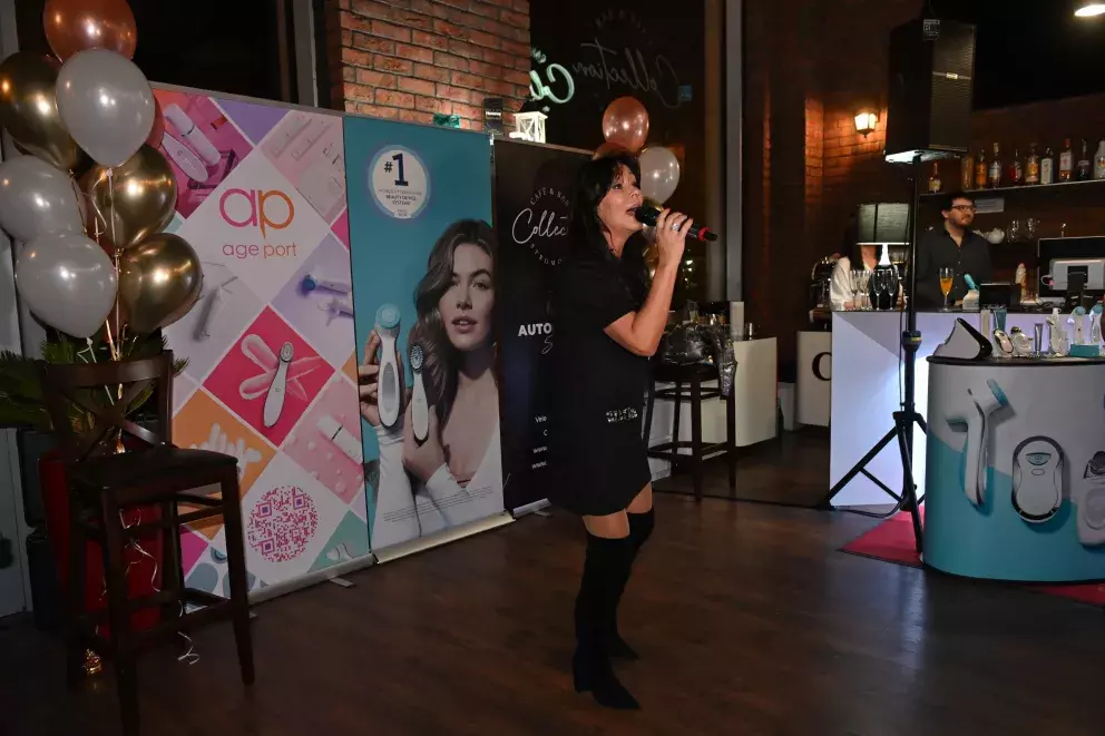 Foto 48 k článku Collagen párty v Café & Bar Stromovka Collection: Známé tváře přišly objevit tajemství anti-aging péče